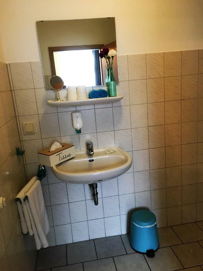 Hotel Hopfengrund à Arnstadt Extérieur photo