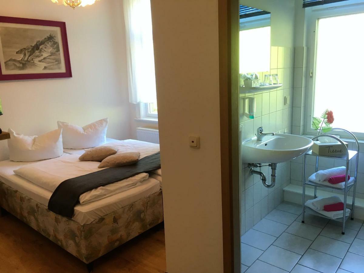 Hotel Hopfengrund à Arnstadt Extérieur photo
