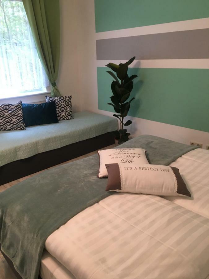 Hotel Hopfengrund à Arnstadt Extérieur photo