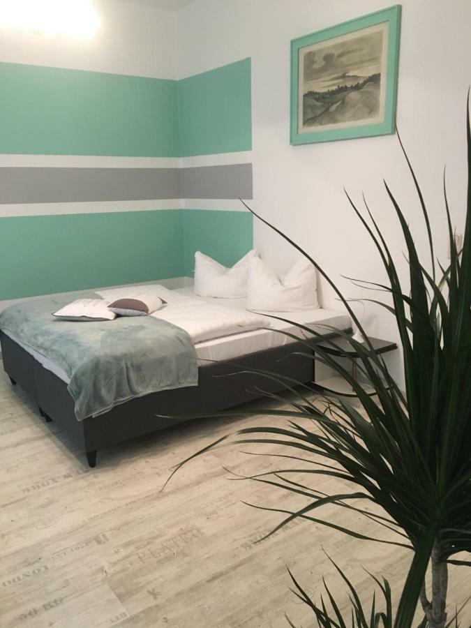 Hotel Hopfengrund à Arnstadt Extérieur photo